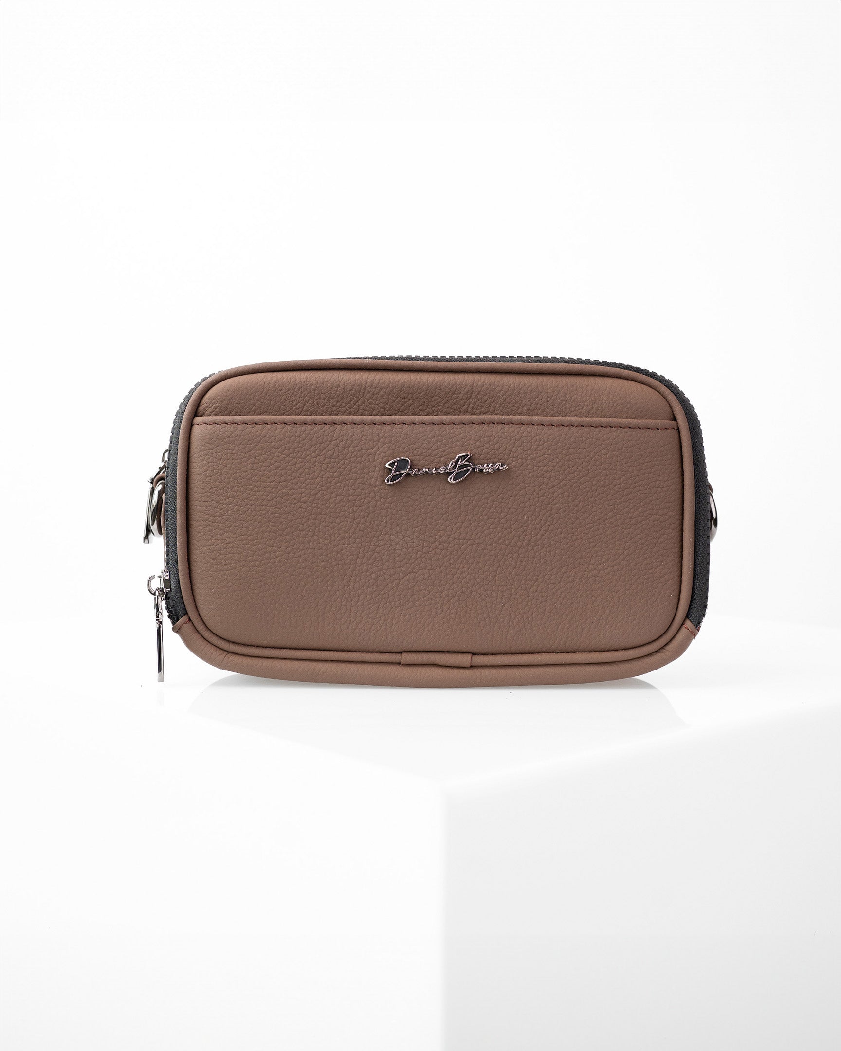 Monterrey Xs • Avellana