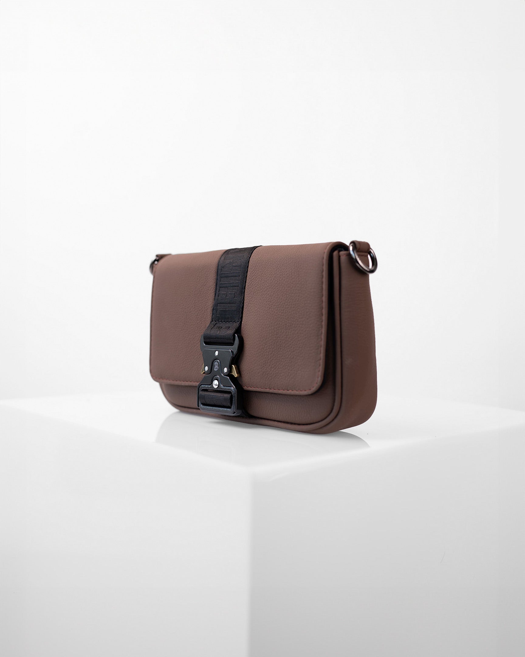 Monclova • Avellana