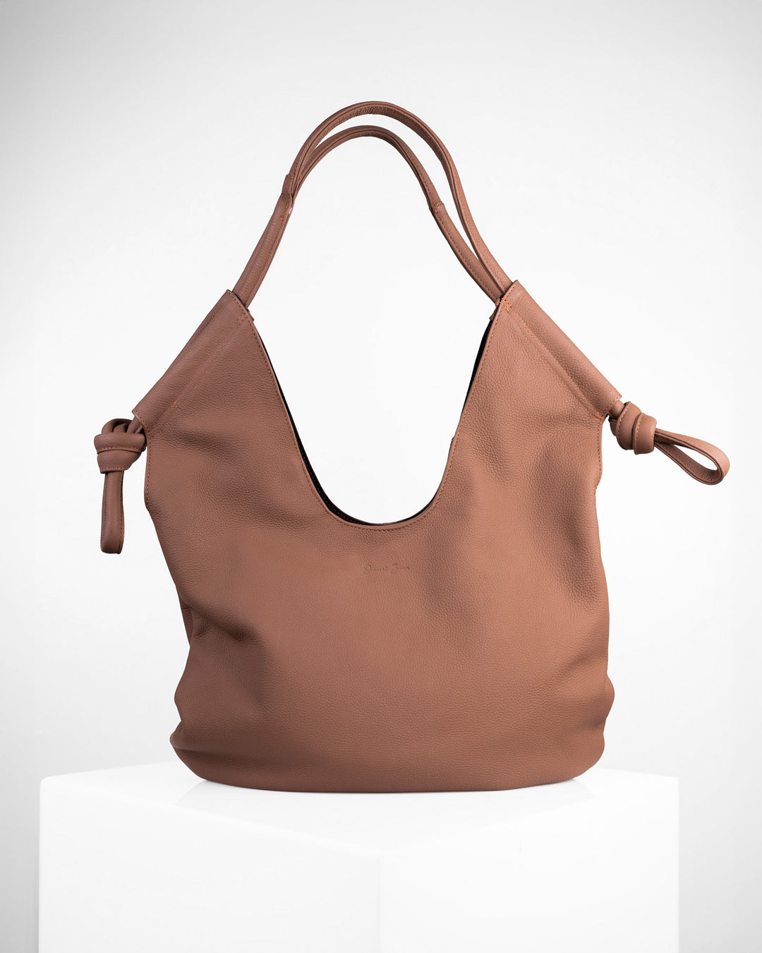 Tote Londres • Avellana