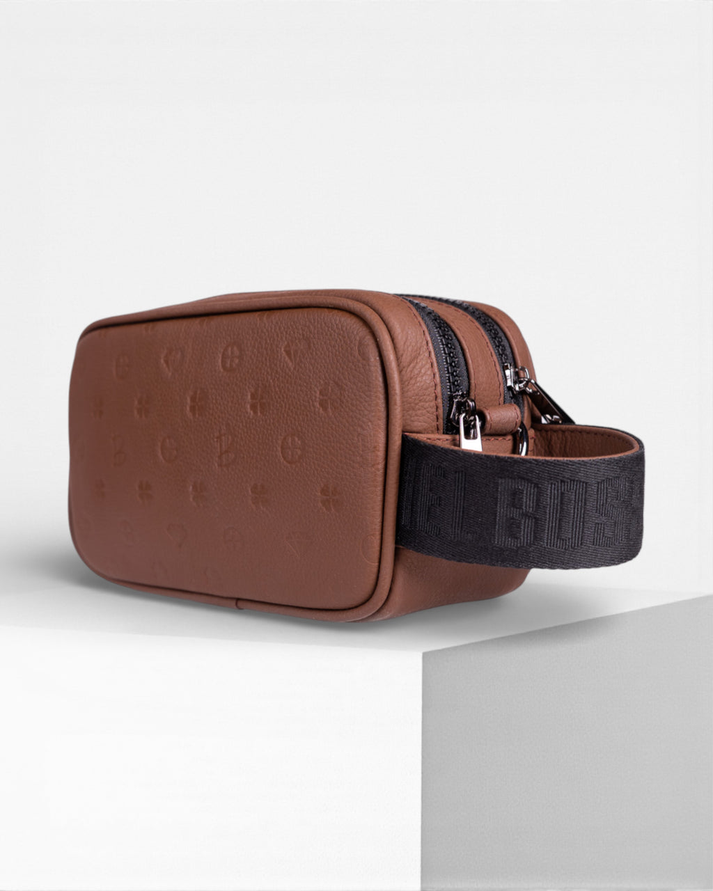 Acapulco • Monograma Avellana