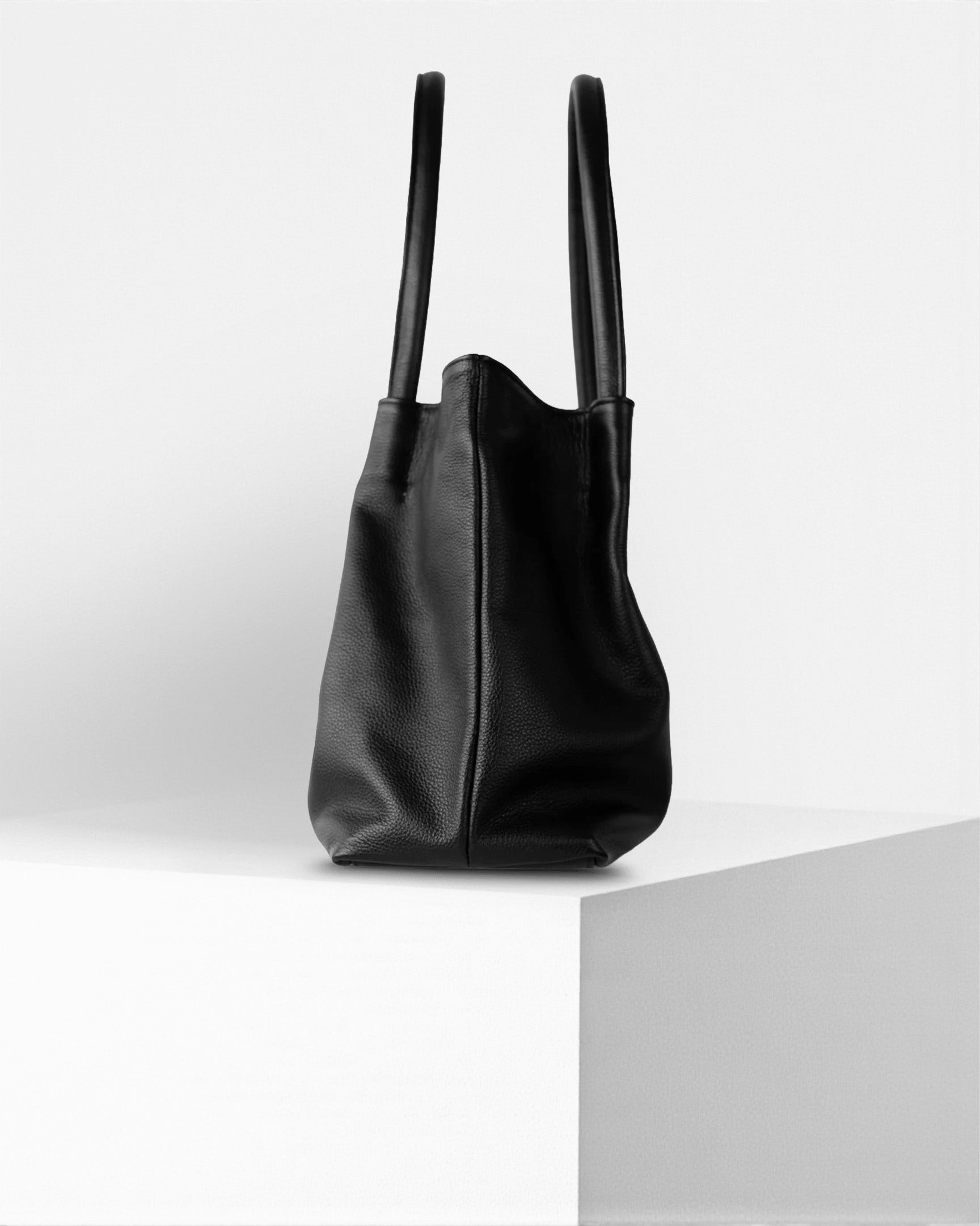 Tote Berlín • Negro
