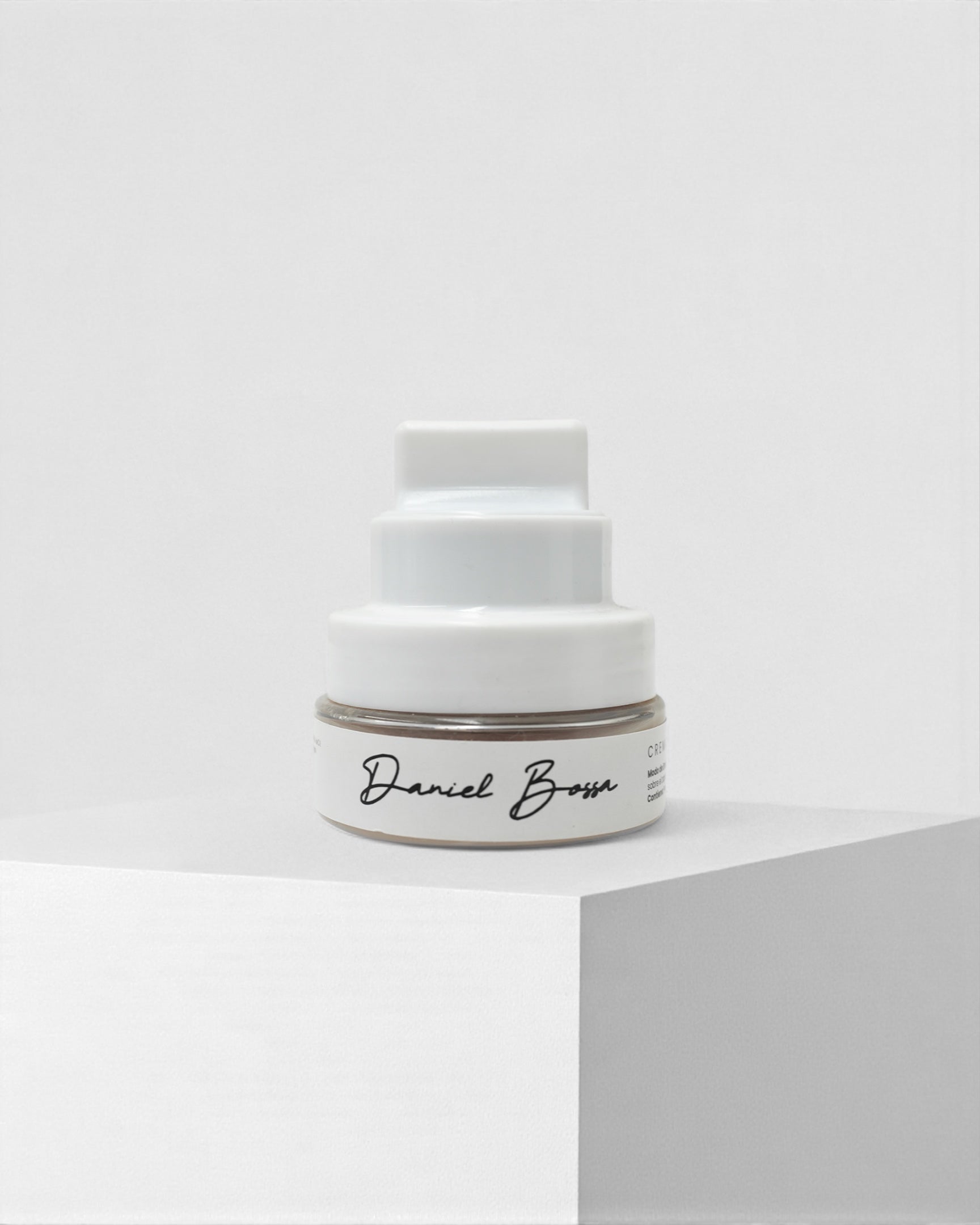 Crema Neutro (Para productos de piel negro & vino)