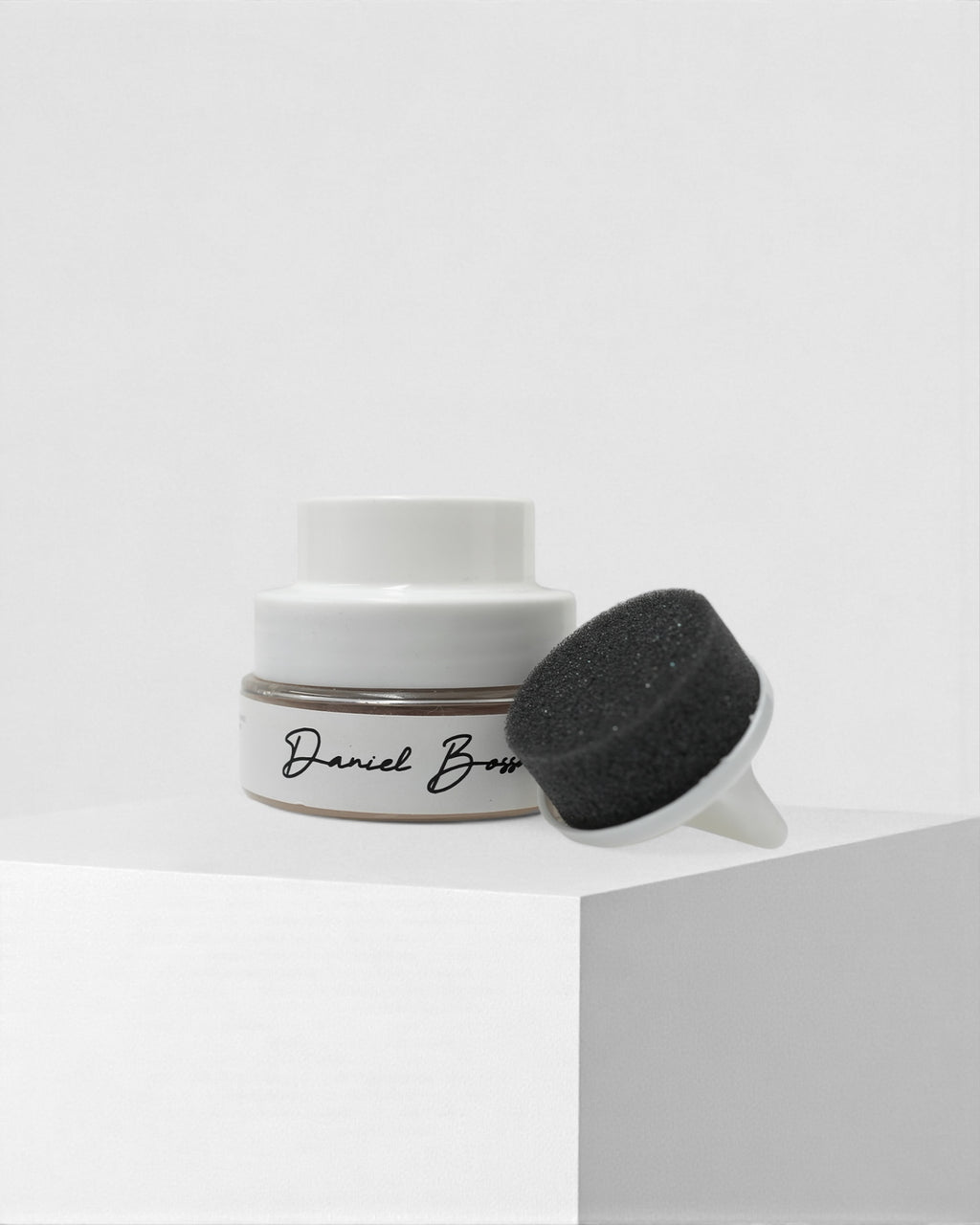 Crema Neutro (Para productos de piel negro & vino)