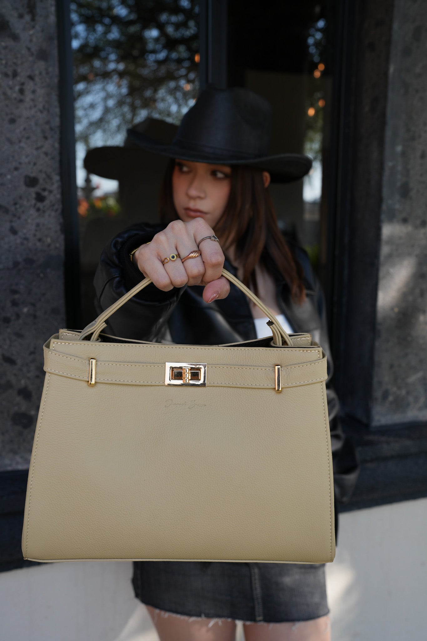 Bolsa Ámsterdam • Latte