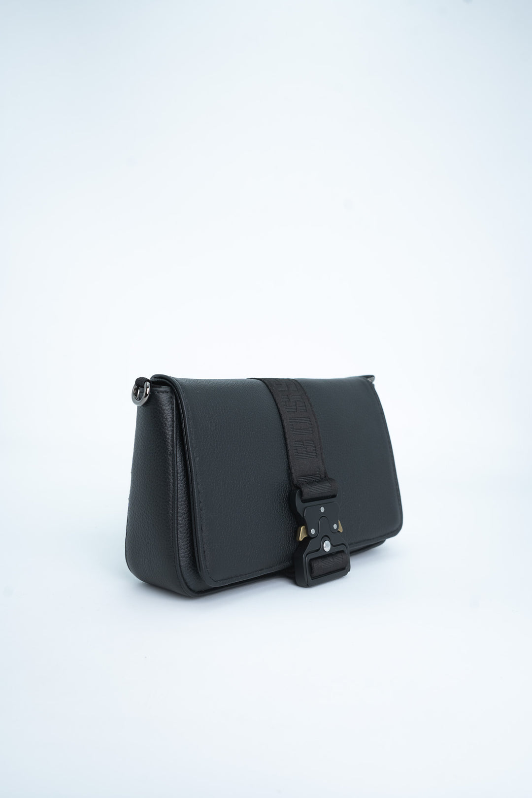 Crossbody Monclova • Negro Flotter