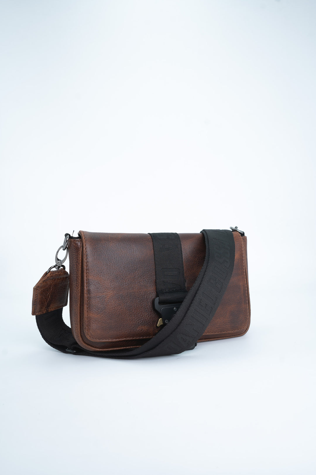 Crossbody Monclova • Encino