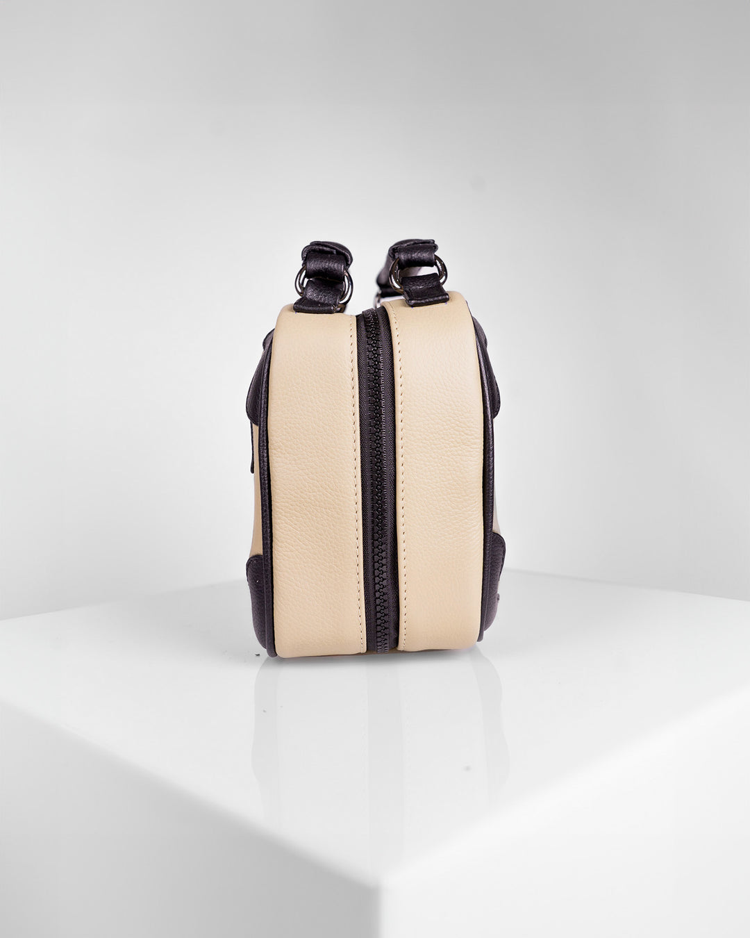 Crossbody Queretaro • Latte/Negro