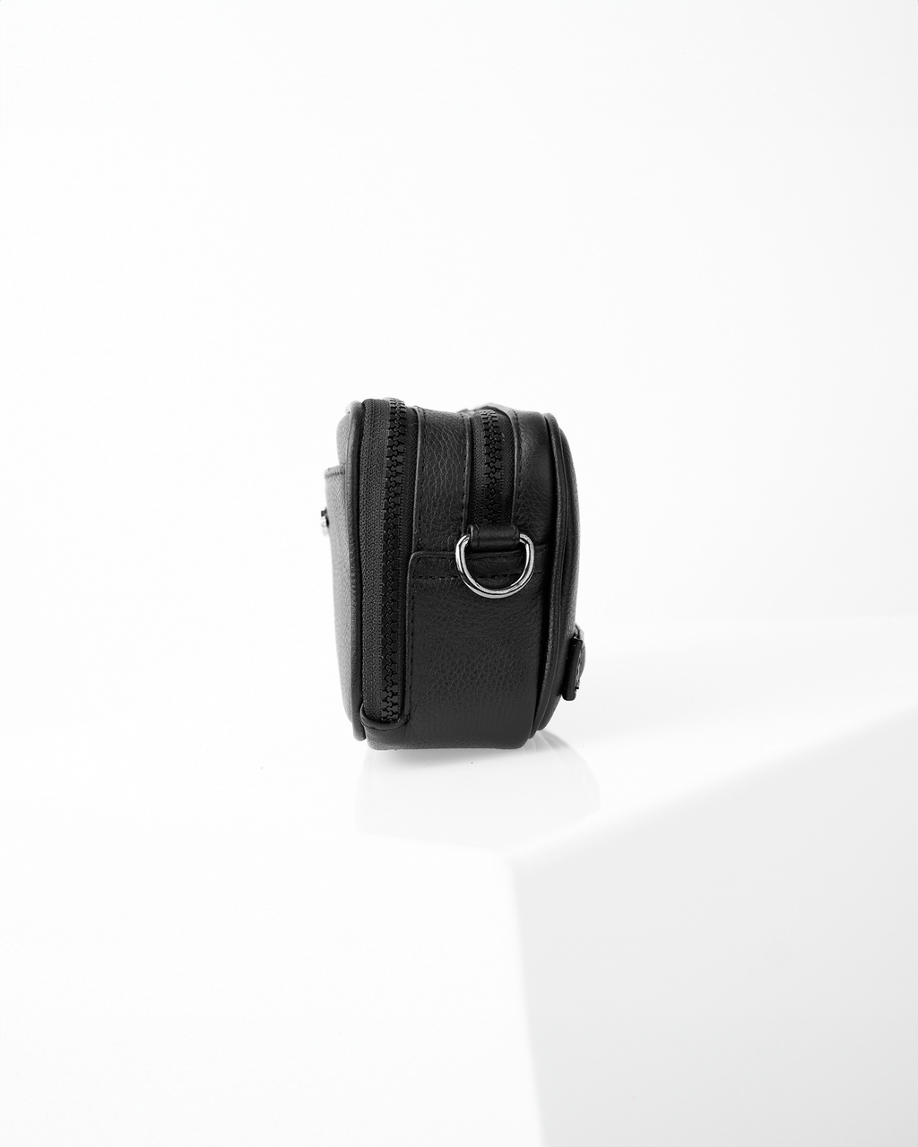 Monterrey Xs • Negro