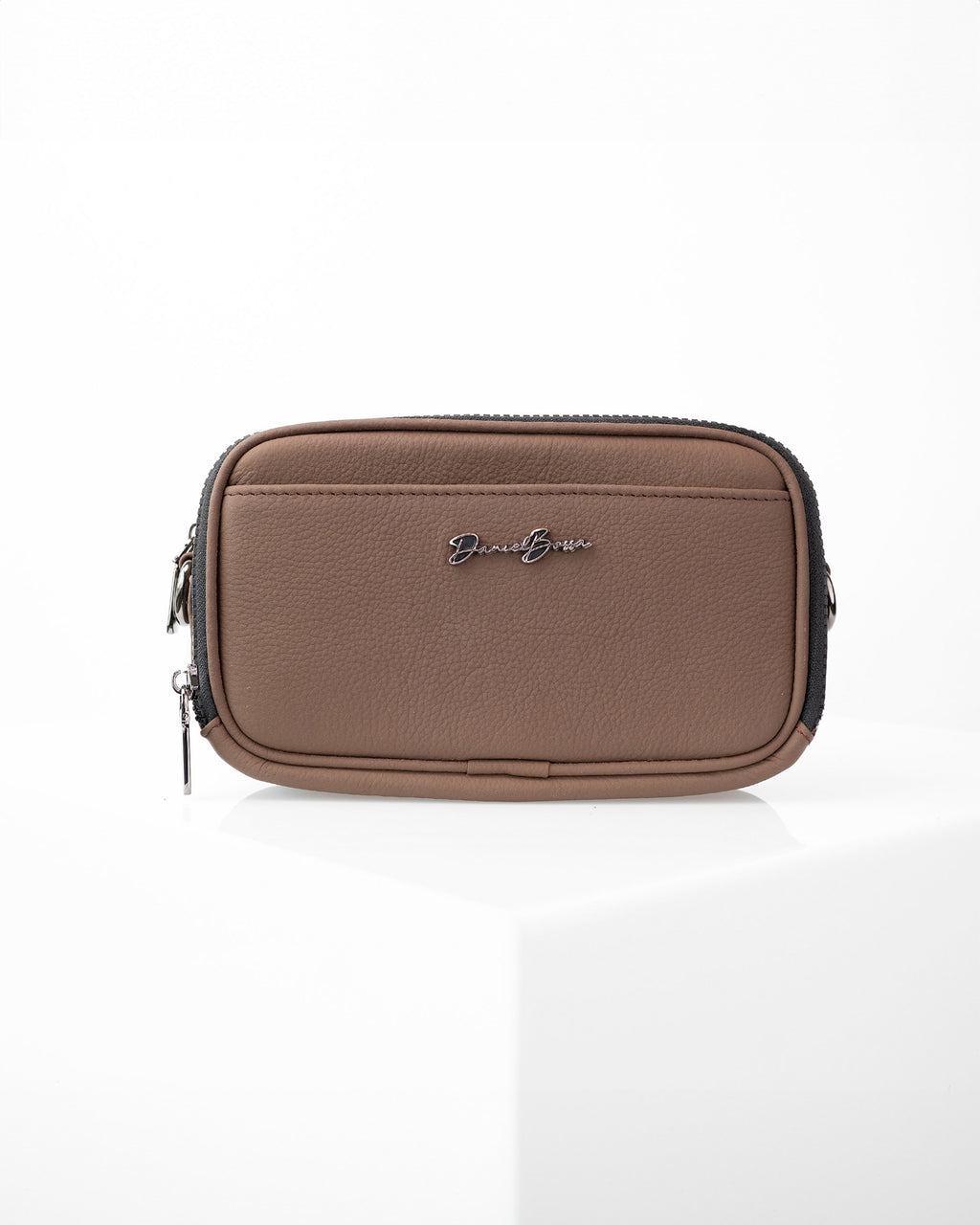 Monterrey Xs • Avellana