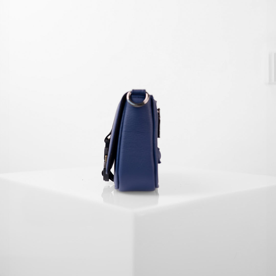 Crossbody Monclova      • Azul Rey