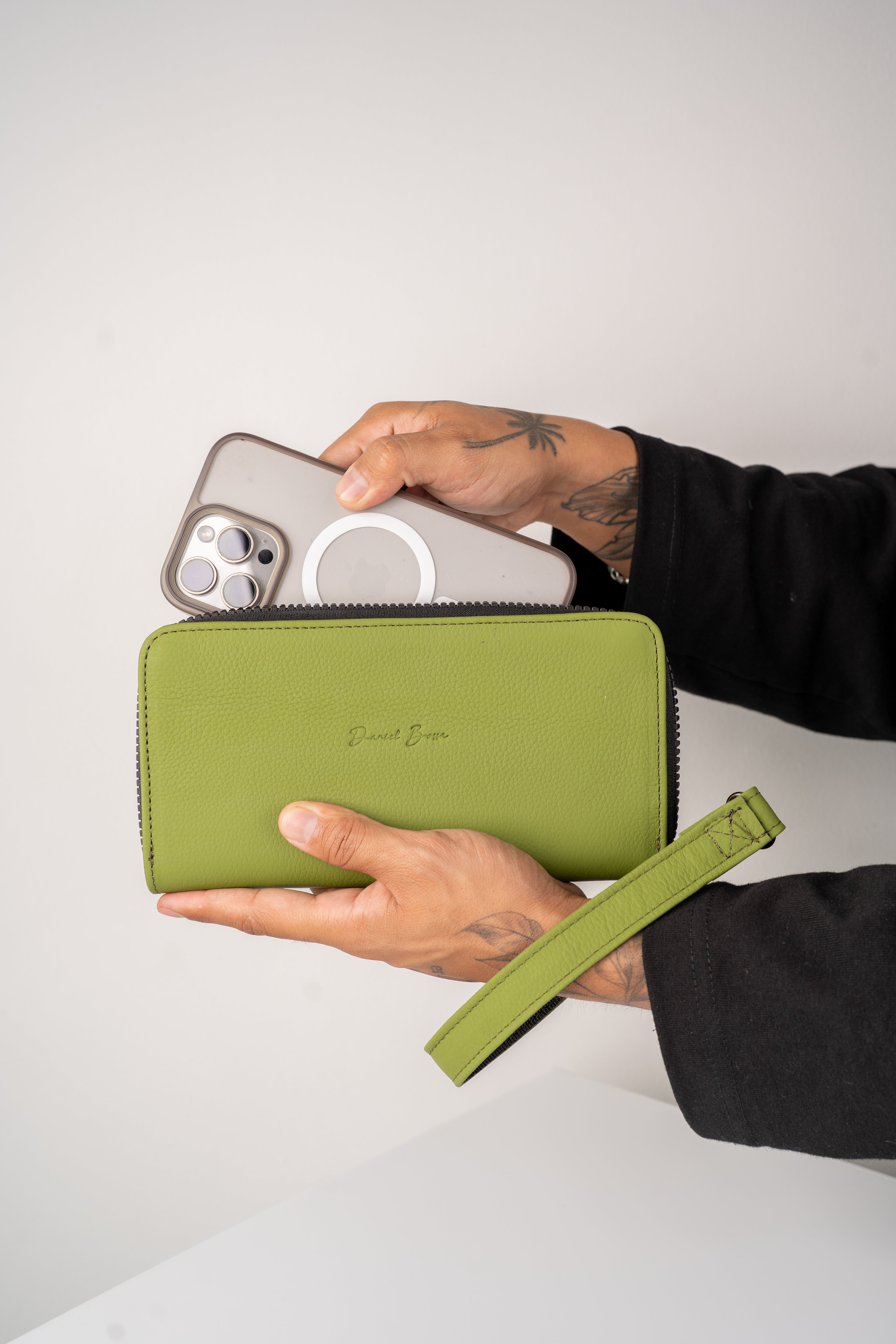 Cartera Sonora • Avocado