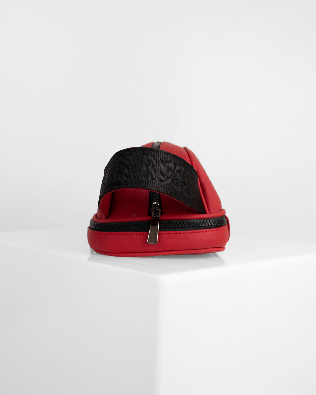 Neceser Matamoros • Rojo