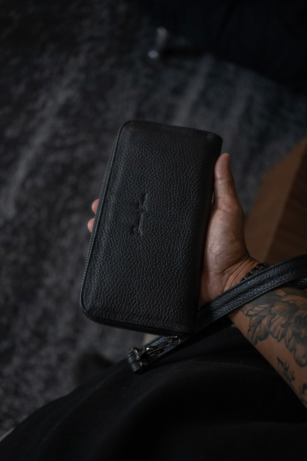 Cartera Sonora • Negro Flotter