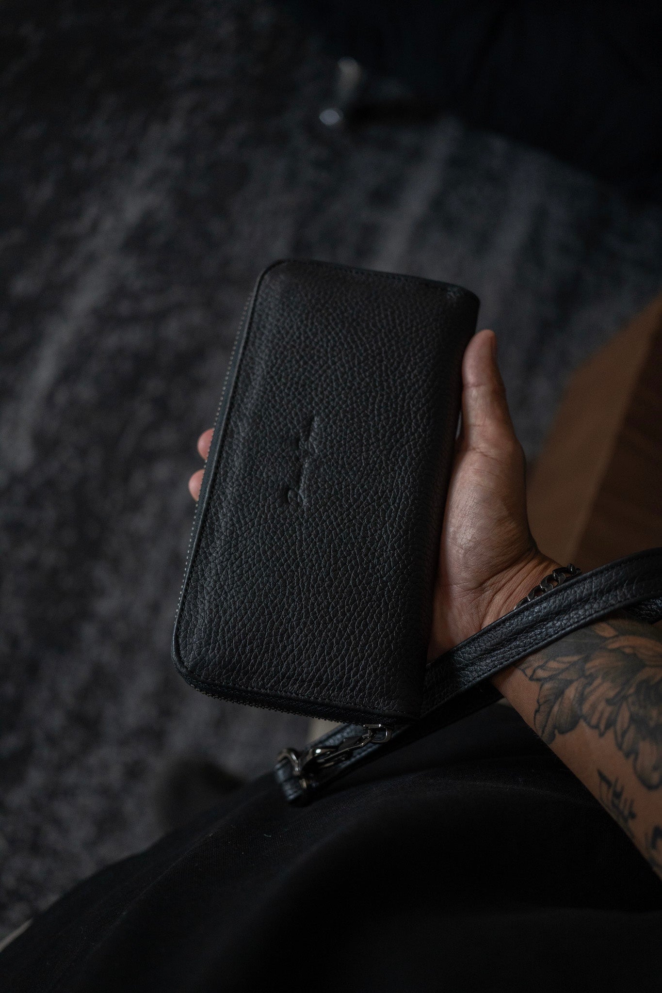 Cartera Sonora • Negro Flotter