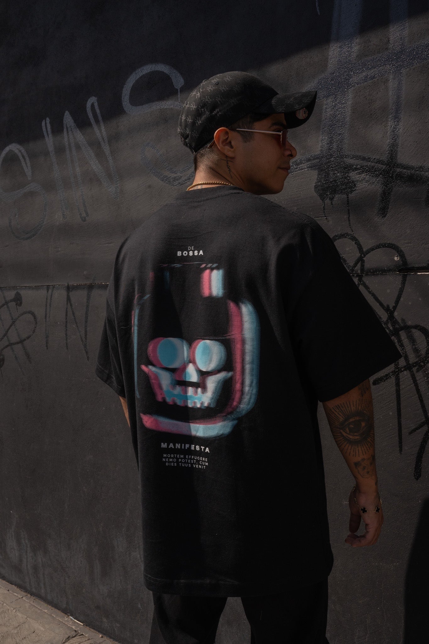 Oversized • Skully Black