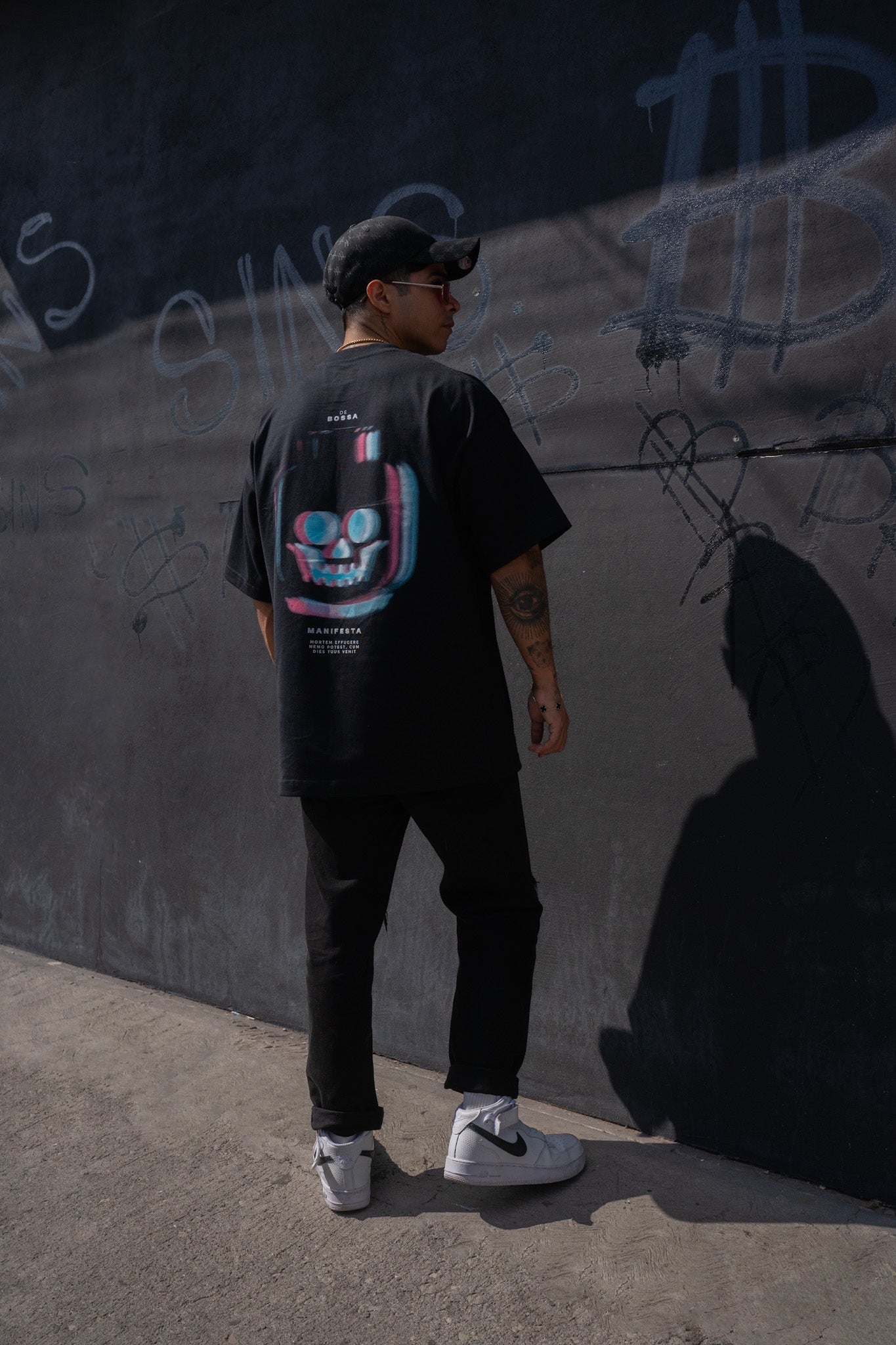 Oversized • Skully Black