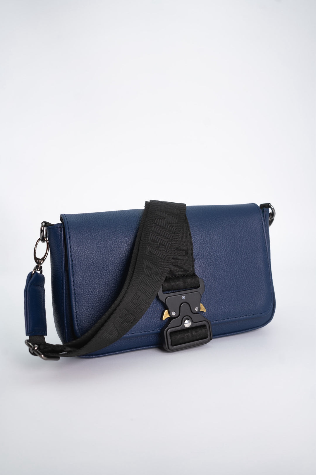 Crossbody Monclova      • Azul Rey