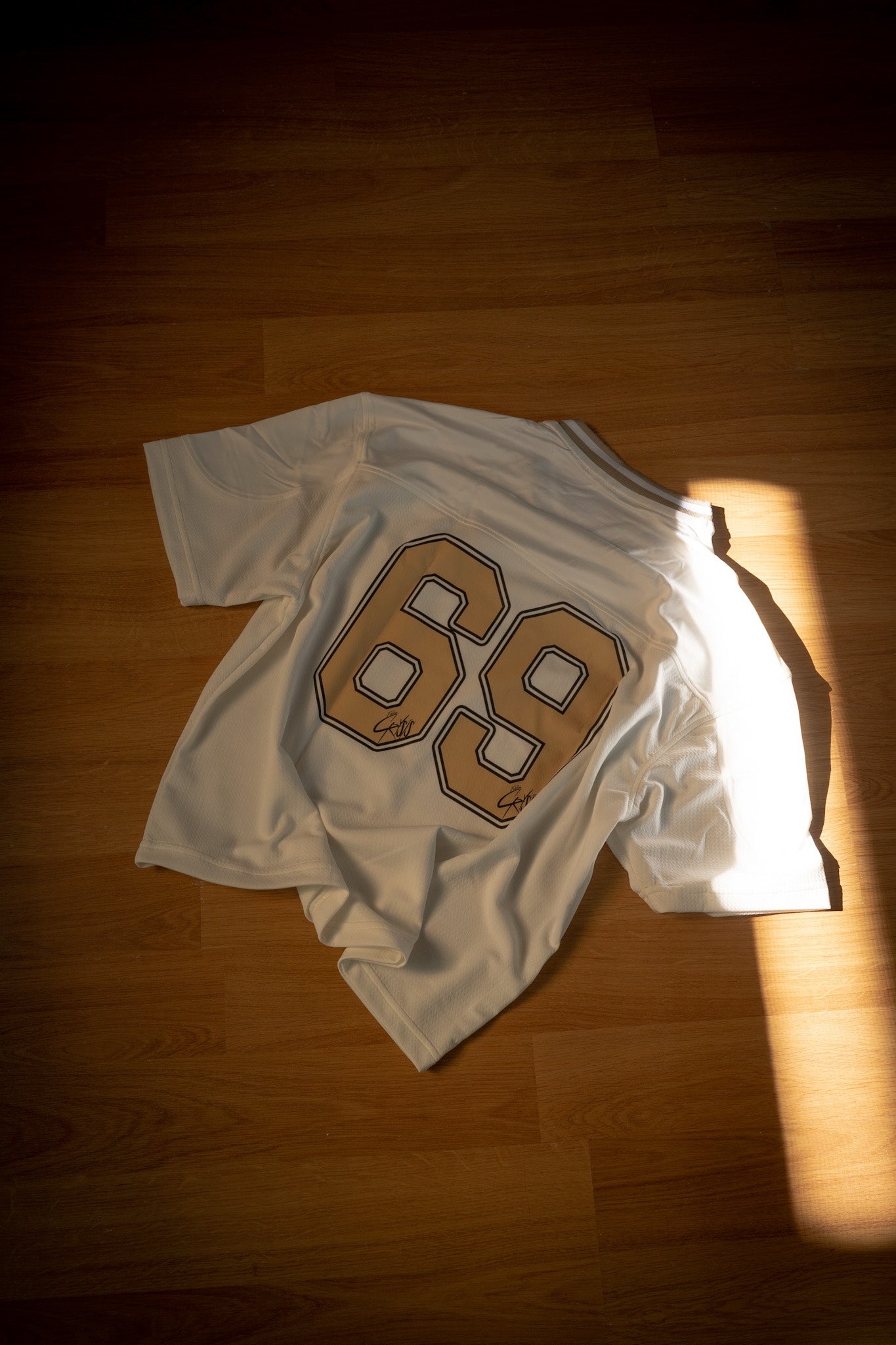 Jersey • 69' Fcking Crysis