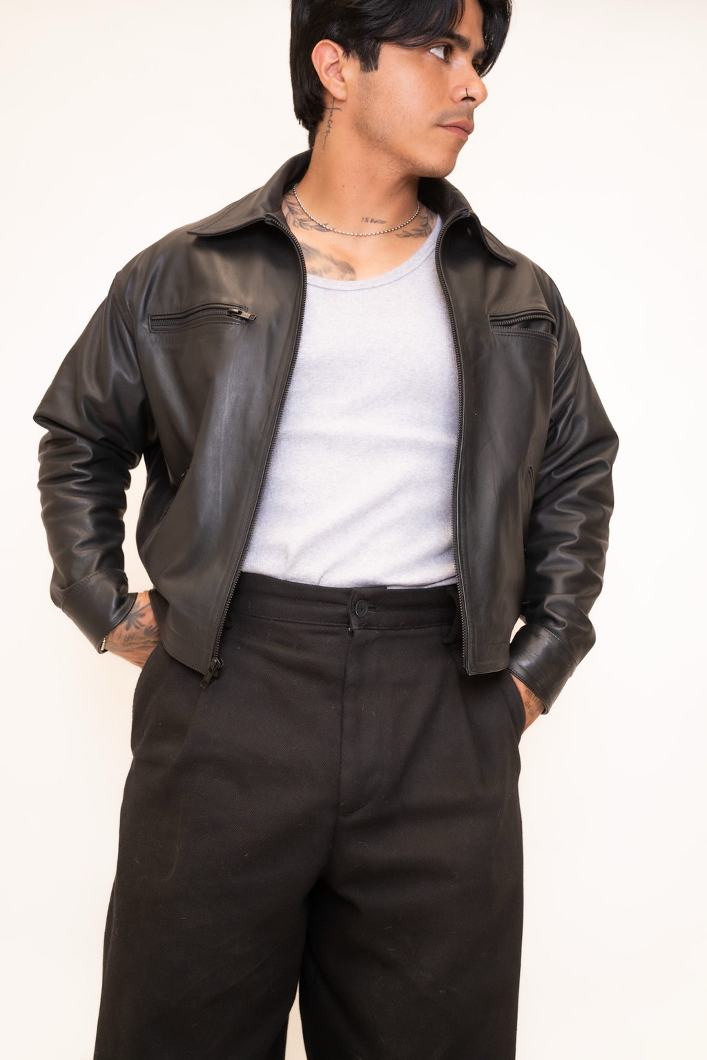 Jacket Cropped Juárez • Negro Liso