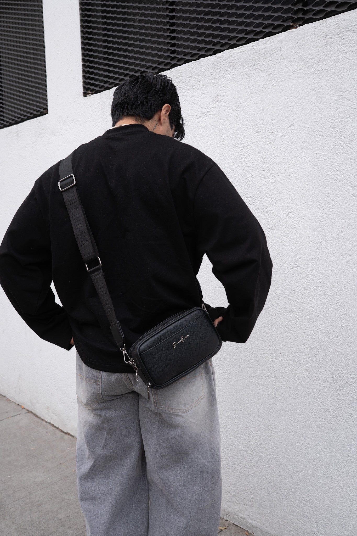 Monterrey Xs • Negro