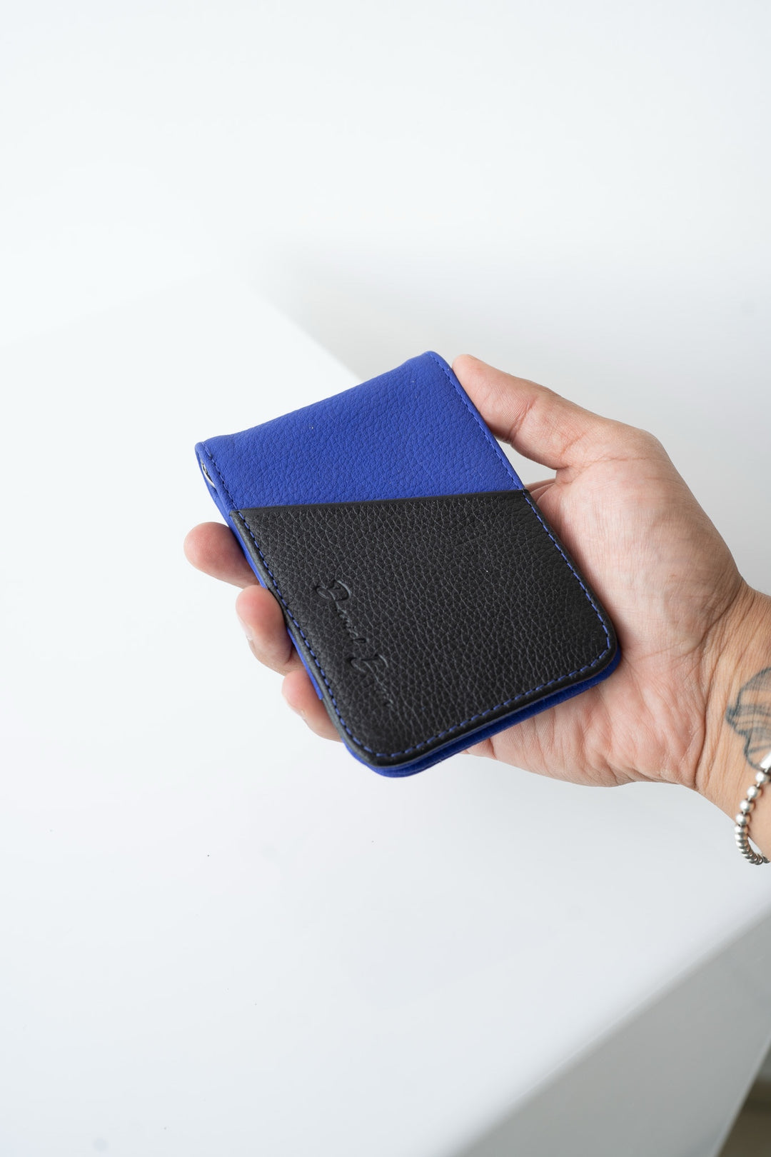 Cartera Mérida • Zafiro con Negro