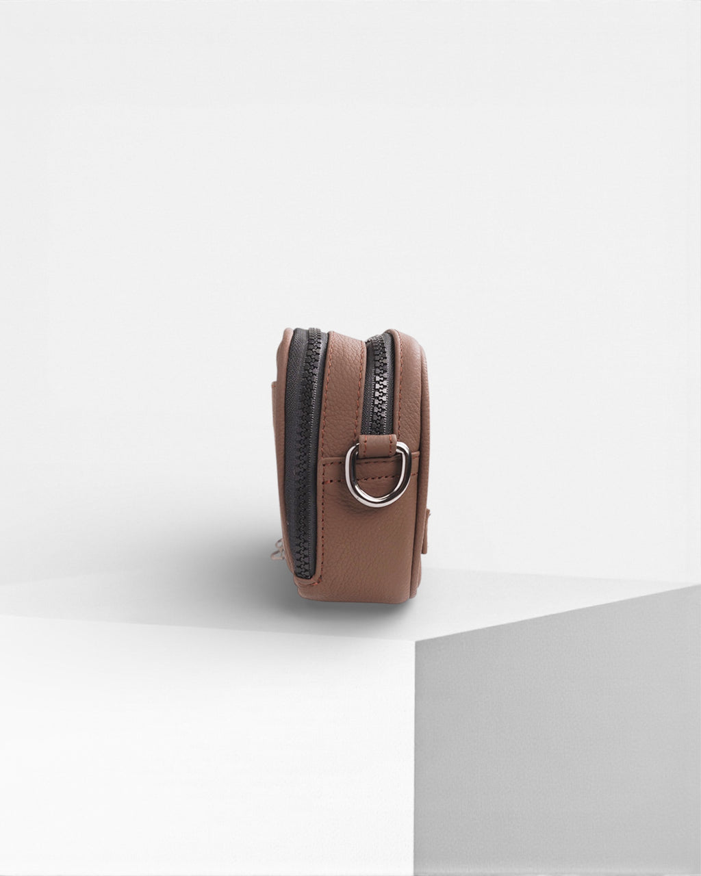 Monterrey Xs • Avellana