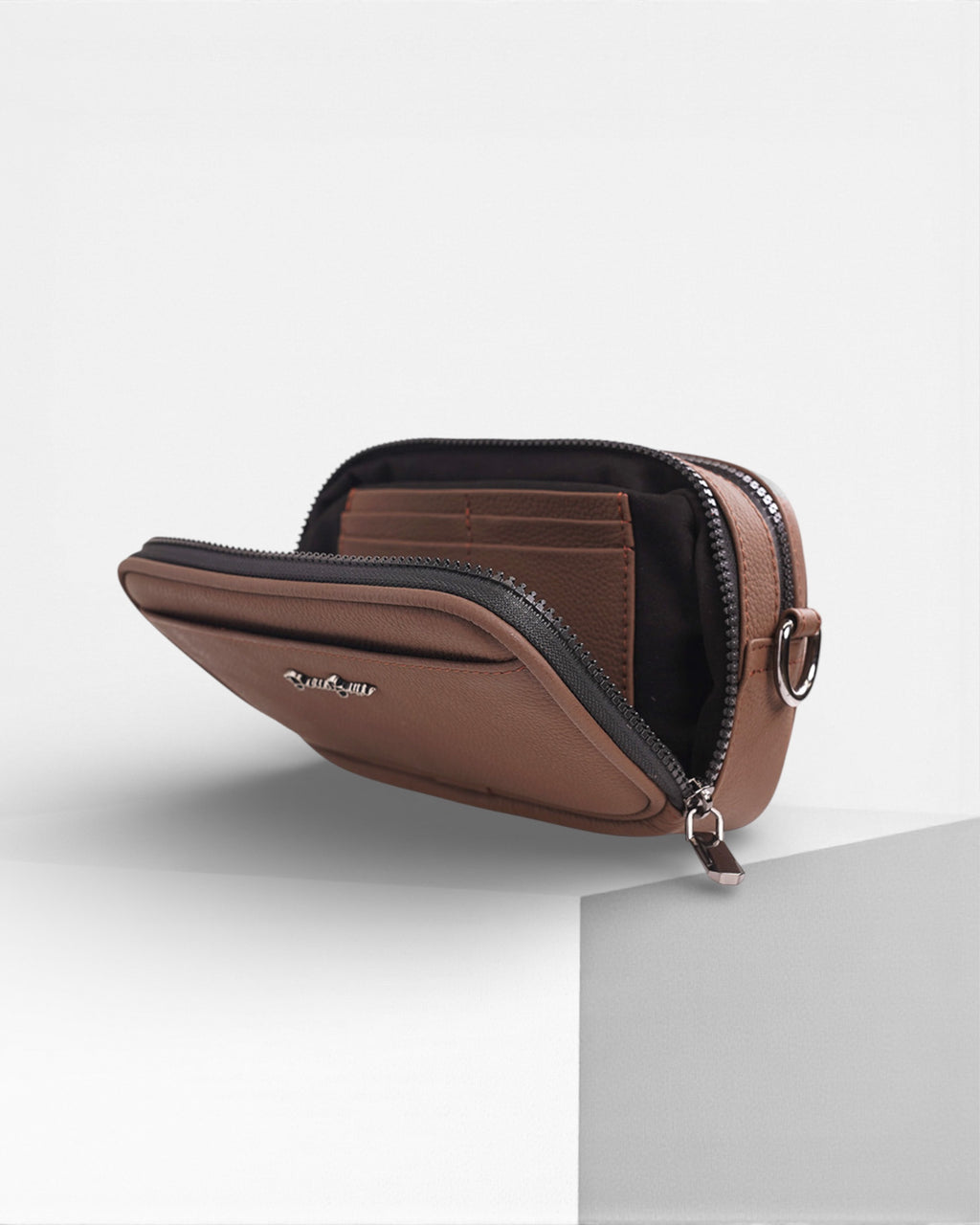 Monterrey Xs • Avellana