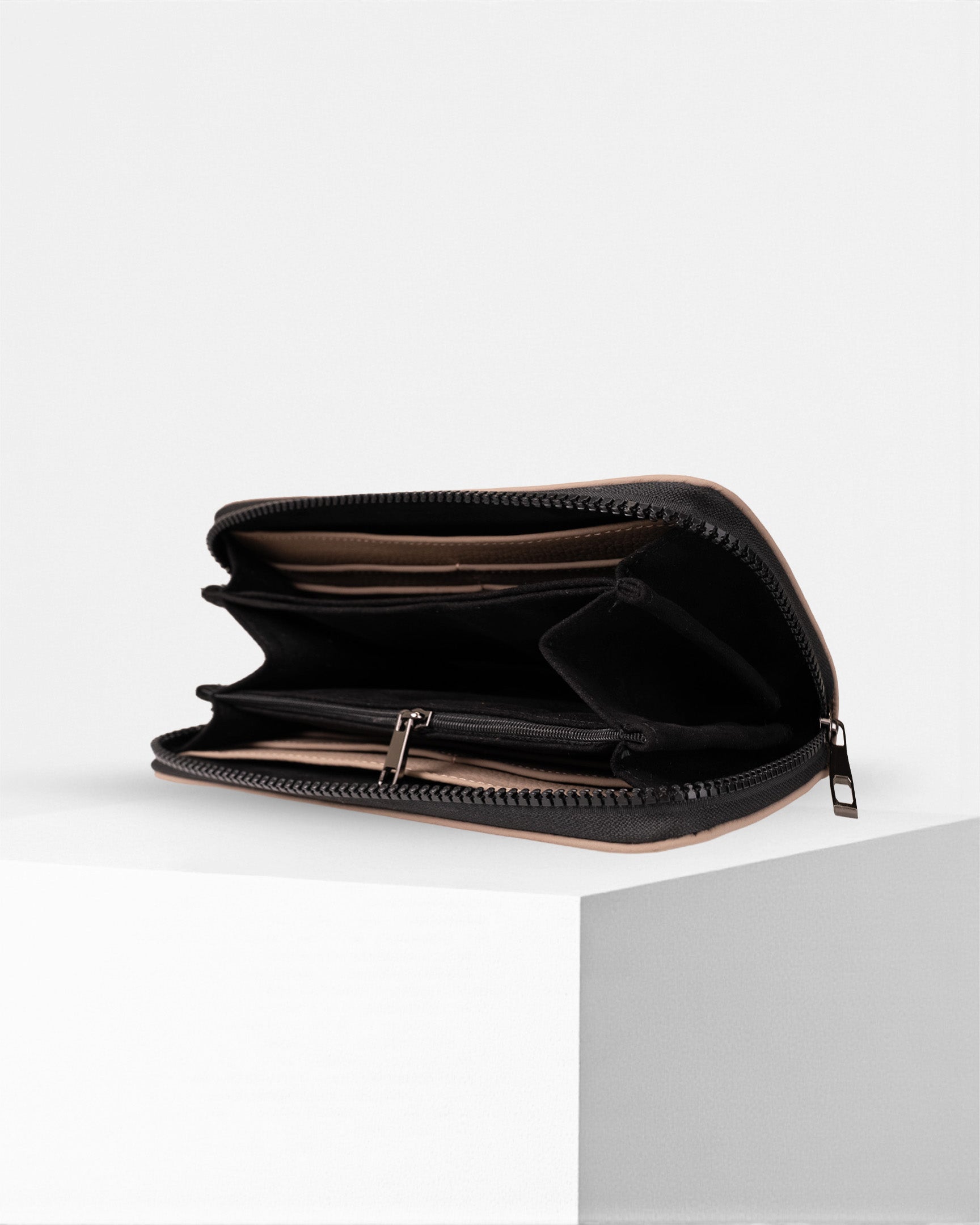 Cartera Sonora • Moka